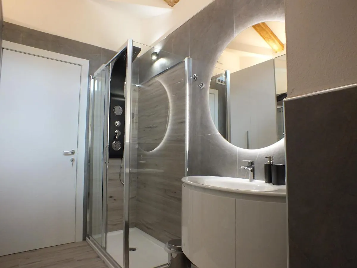 Tivania Dream - Hi-End Modern Attic Apartment Zelbio