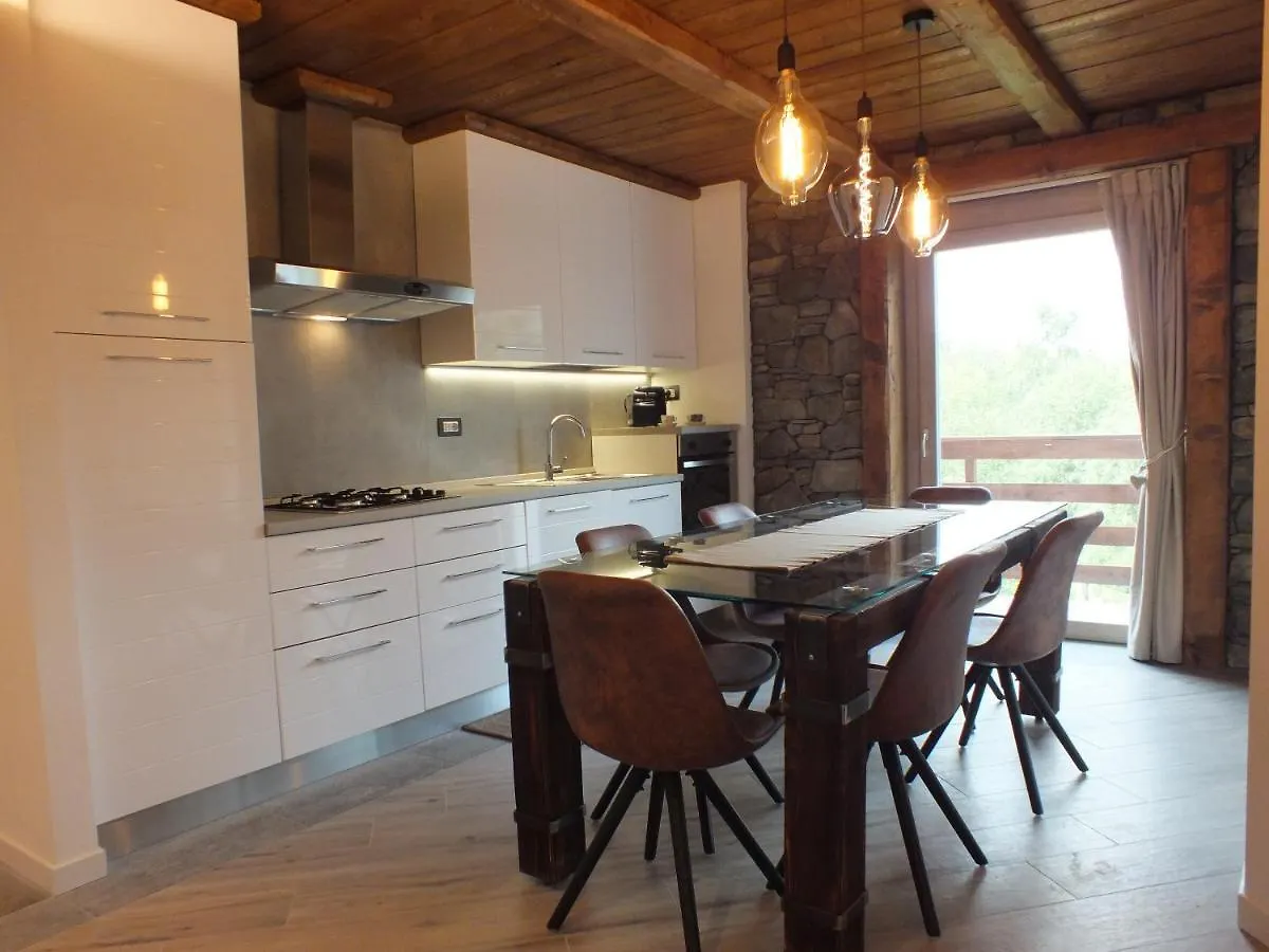Tivania Dream - Hi-End Modern Attic Apartment Zelbio Italy
