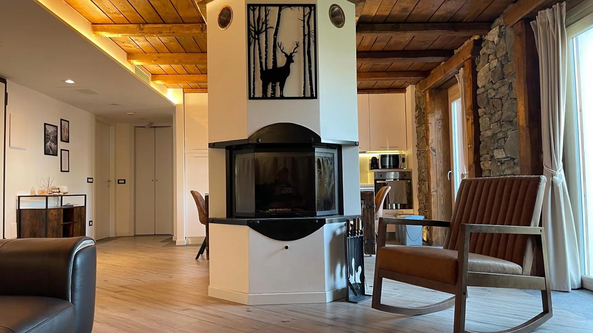 Tivania Dream - Hi-End Modern Attic Apartment Zelbio